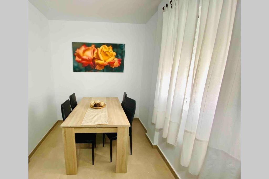 “Smile Nerja” Chic Apartment With Wifi, 4 Guests Exteriör bild